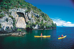 Kayaking - Lake Taupo, Tourism Waikato