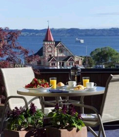 Lake Road Lodge