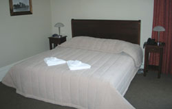 Merivale Manor Motel and Apartments