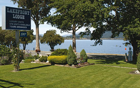 Lakefront Lodge