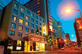 James Cook Hotel Grand Chancellor