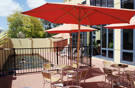 Ventura Inn & Suites Hamilton