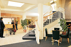 Scenic Circle A-Line Hotel